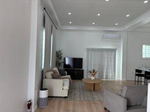 Χώρος καθιστικού στο Home Away Springs