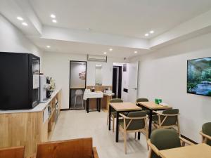 Η κουζίνα ή μικρή κουζίνα στο Haeundae HaeRium Hotel