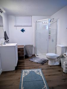 Koupelna v ubytování By State Fair 5 bedrooms 2 baths + 21 fotografií