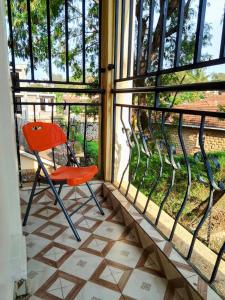Balkón nebo terasa v ubytování Nest by BonaY, 1-Bedroom Apartment with Balcony & WIFI in Kisumu-Tom Mboya