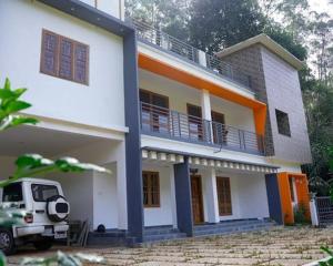 Tòa nhà nơi khách sạn căn hộ tọa lạc +2 ảnh
