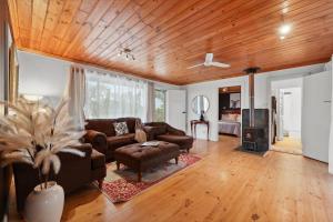 Gallery image of Sunshine Villa - 484 Kessell Rd, Middleton in Middleton