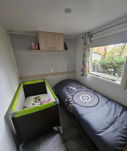 Katil atau katil-katil dalam bilik di Camping Mobil Home 6 Pers Rivage des Landes Piscine Landes +28 gambar