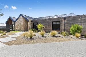 Το κτήριο όπου στεγάζεται  η παραθεριστική κατοικία