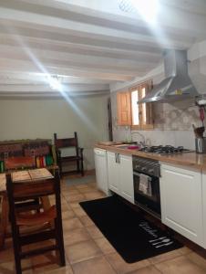 Η κουζίνα ή μικρή κουζίνα στο Casa rural Ismael