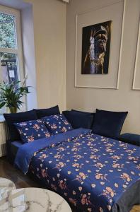 Postel nebo postele na pokoji v ubytování Golden Key 35m2 przy Mariacka blisko Spodek, MCK, Self check-in, Parking