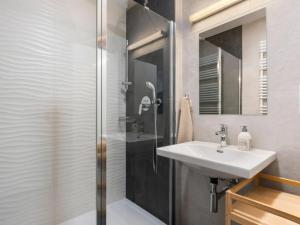 Koupelna v ubytování Apartmány U Buku + 66 fotografií