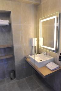 Ванная комната в Boutique Hotel & Spa la Villa Cap Ferrat