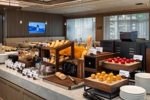 Jídlo v hotelu nebo okolí