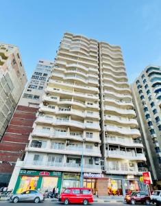 Το κτήριο όπου στεγάζεται  το διαμέρισμα