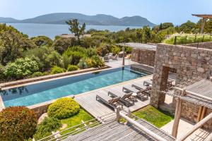 Naturlandskabet i nærheden af villaen