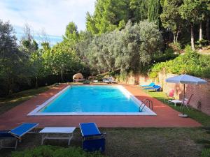 Swimmingpoolen hos eller tæt på Casale della Luna