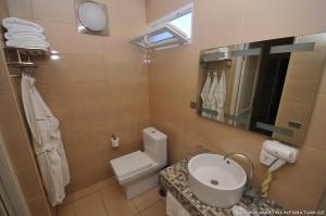 Bagno di Hotel Martini Kvariati