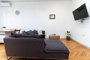 Μια τηλεόραση ή/και κέντρο ψυχαγωγίας στο Vake