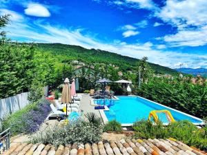 Bassein majutusasutuses Villa with large pool, 500 meters from the beach with a fantastic view - by TRAVELER tourist agency - ID 2217 või selle lähedal