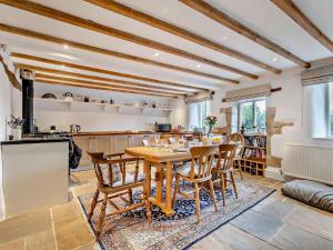 Köök või kööginurk majutusasutuses 5 Bed in Matlock oc-93585