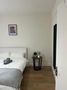Gallery image of 4Bed Spacious New Refurbish Home Near Westfield in London +10 photos