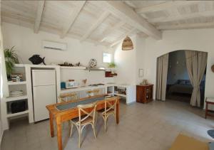 Η κουζίνα ή μικρή κουζίνα στο Casa Tuerra +9 φωτογραφίες