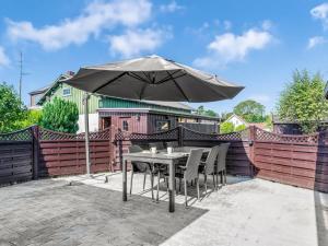 Balkón nebo terasa v ubytování Holiday Home Anneke - 1-3km from the sea by Interhome