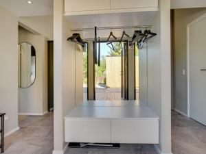 Vannituba majutusasutuses Holiday Home Ileana - from the sea by Interhome