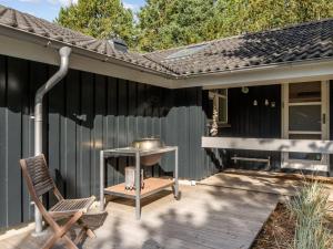 Budova, kde se prázdninový dům nachází + 17 fotografií