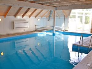 Bazén v ubytování Holiday Home Catarine - 1-1km from the sea by Interhome nebo v jeho okolí