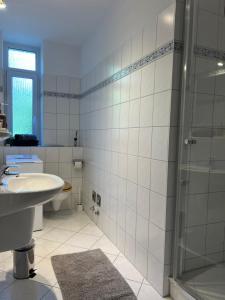 O baie la New Modernes City Apartment mit WLAN zentral und ruhig gelegen
