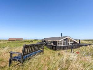 Φυσικό τοπίο κοντά σε αυτή η παραθεριστική κατοικία +19 φωτογραφίες