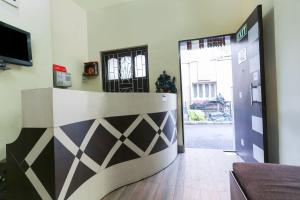 Gallery image of Hotel O New Metro Guest House in Kolkata