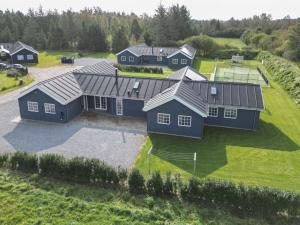 Hoone, kus puhkemaja asub