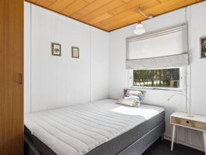 Postel nebo postele na pokoji v ubytování Holiday Home Sofus - 500m from the sea by Interhome
