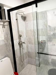 Ένα μπάνιο στο City Oasis, 1 Bedroom +9 φωτογραφίες