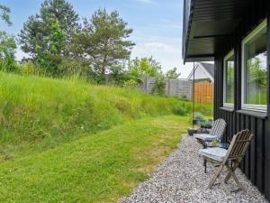 Zahrada ubytování Holiday Home Lenaya - 1km from the sea by Interhome