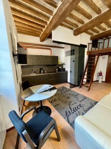 Ruang duduk di Suite San Martino