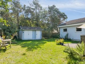 Zahrada ubytování Holiday Home Joella - 75m from the sea by Interhome