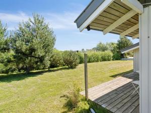 Zahrada ubytování Holiday Home Janick - 150m from the sea by Interhome