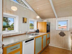 Φωτογραφία από το άλμπουμ του Holiday Home Engelbertine - 30m from the sea by Interhome σε Otterup