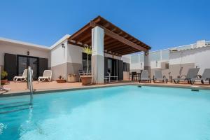 La alberca dentro o cerca de Villa de los Sueños