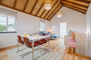 Posezení v ubytování Palheiro Simone by Homie