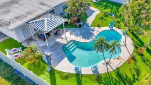 Πισίνα στο ή κοντά στο Relaxing home Mini-Golf-heated pool