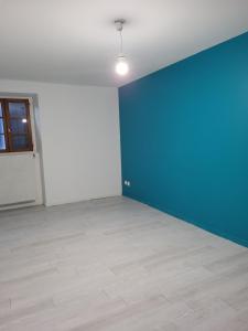 Φωτογραφία από το άλμπουμ του Maison meublee σε Crolles