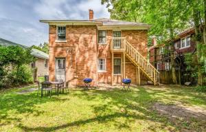 Bygningen som feriehuset ligger i