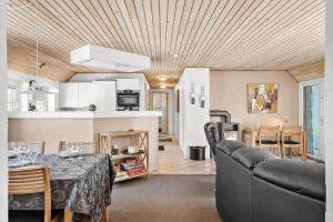 Χώρος καθιστικού στο 10609-Ulfborg-Graevlingevej-20