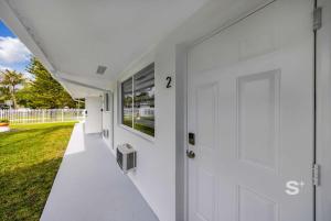 Gambar di galeri bagi Modern Studio - Gym & Parking Close to Aventura di Miami