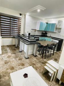 Fotografie z fotogalerie ubytování Newly built studio in the most beautiful areas of Jabal Amman استوديو بناء جديد في اجمل مناطق جبل عمان v destinaci Ash Shumaysānī + 5 fotografií