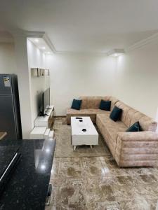 Χώρος καθιστικού στο Newly built studio in the most beautiful areas of Jabal Amman استوديو بناء جديد في اجمل مناطق جبل عمان