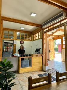 Η κουζίνα ή μικρή κουζίνα στο Aloha-Te Tierra Amarilla +7 φωτογραφίες