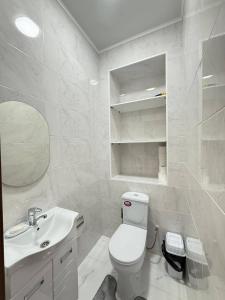 Koupelna v ubytování Spacious apartment in the city center