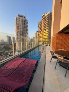 Bazén v ubytování Atmosfera 360 - 202 nebo v jeho okolí