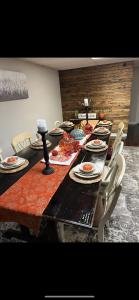 Gambar di galeri bagi Boone Trace Inn Room 6 di Pineville
